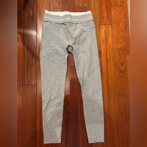 ALO Yoga Women's Light Gray Leggings Worn Once